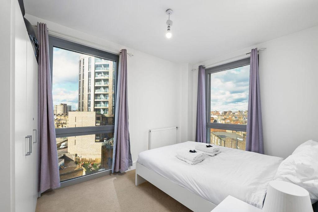 Modern Serviced 3-Bedroom Flat In East London Exterior photo